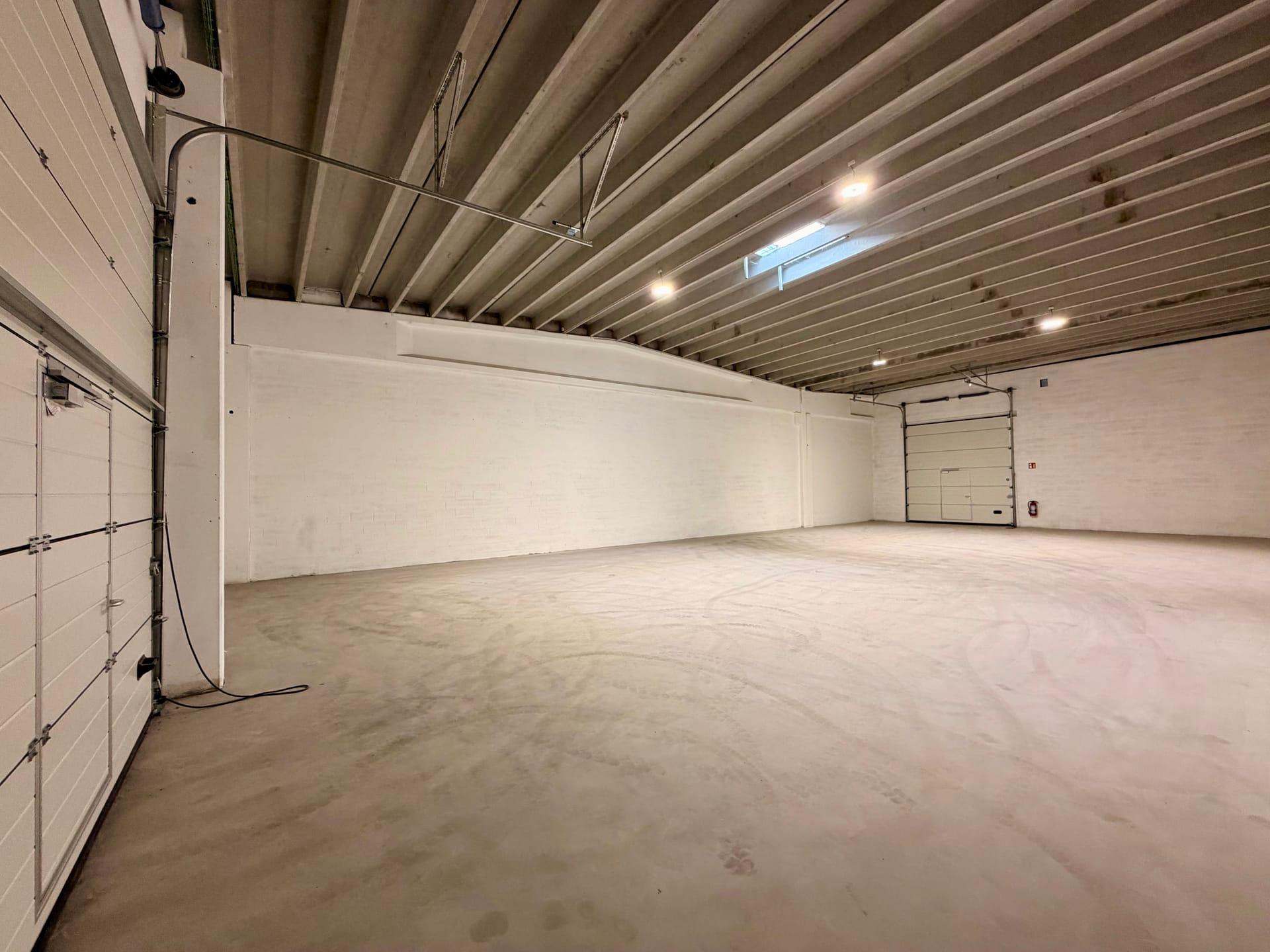 Entrepôt de 250 m²
