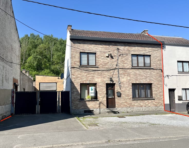 Maison avec entrepôt de +- 125m2