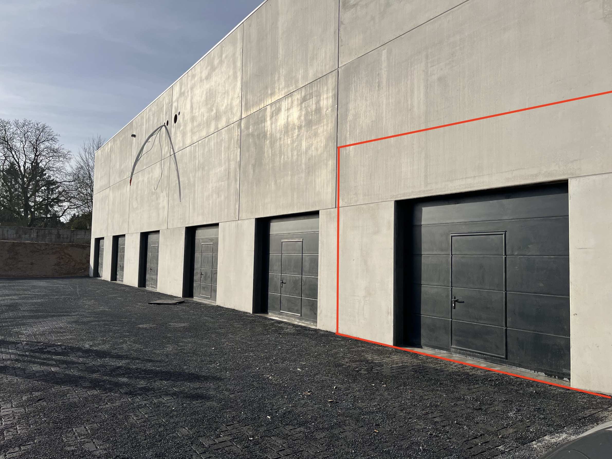 Entrepôt neuf de +-237m²