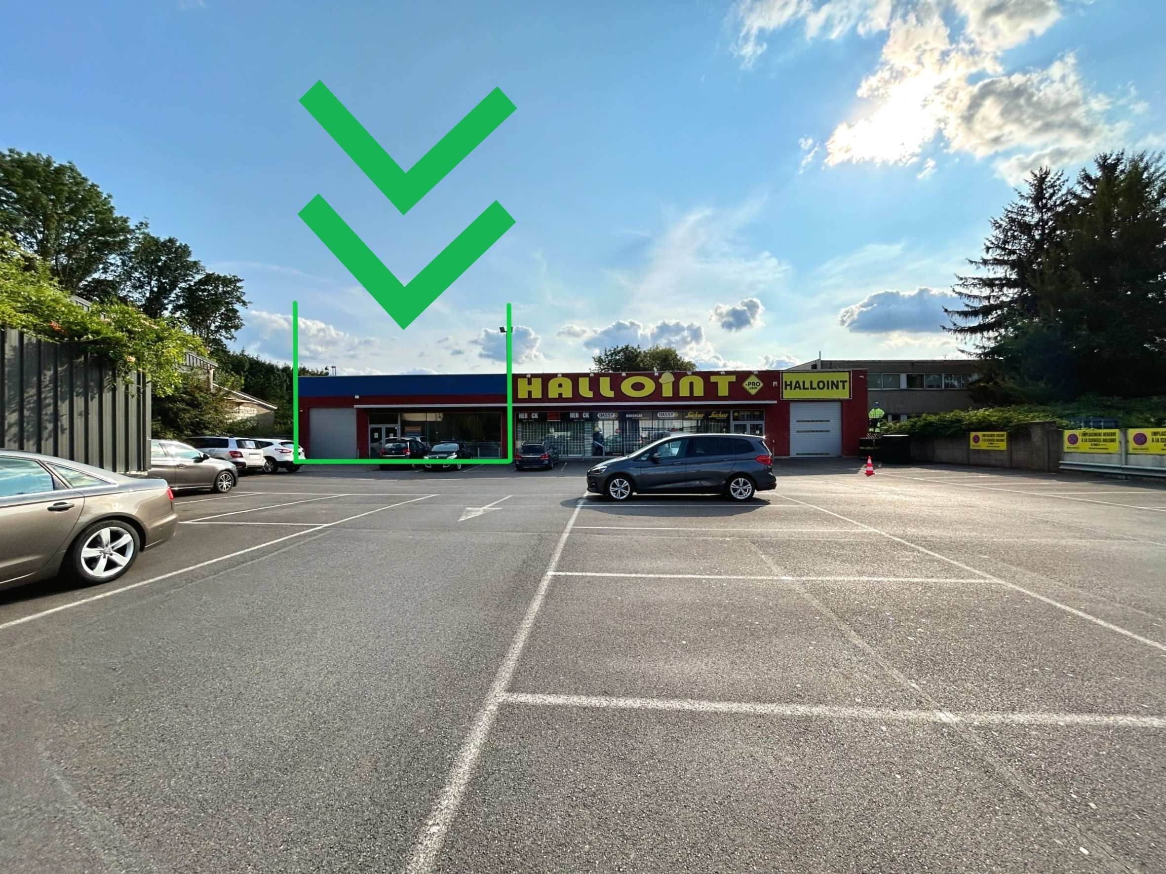 Surface commerciale 700 m²