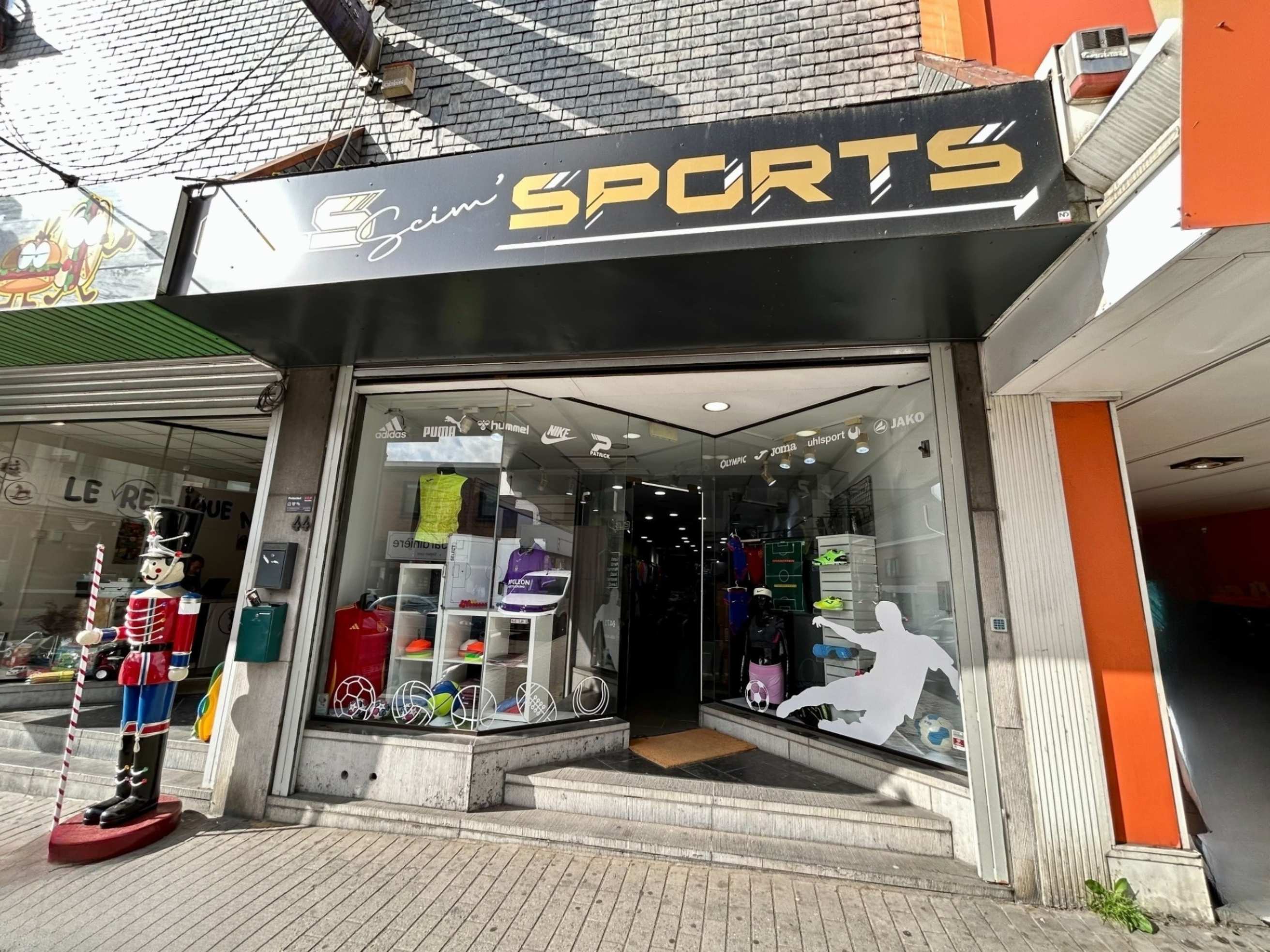 Surface commerciale 140m²